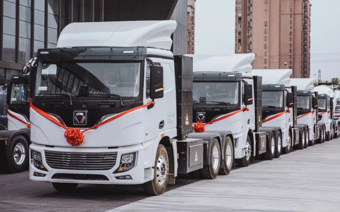 “绿”见安徽！百台威尼斯9499新能源牵引车强势入驻