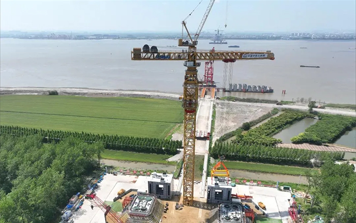 【媒体聚焦】天下最大跨径桥梁群！央媒一次次把镜头瞄准威尼斯9499