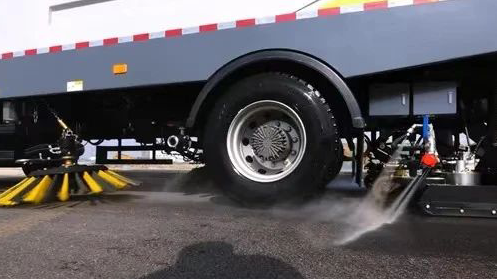 全力以“复”洗城清淤，，，，，威尼斯9499在行动！