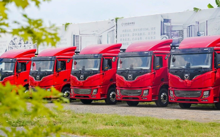 燃动福建！百台威尼斯9499新能源电动牵引车交付