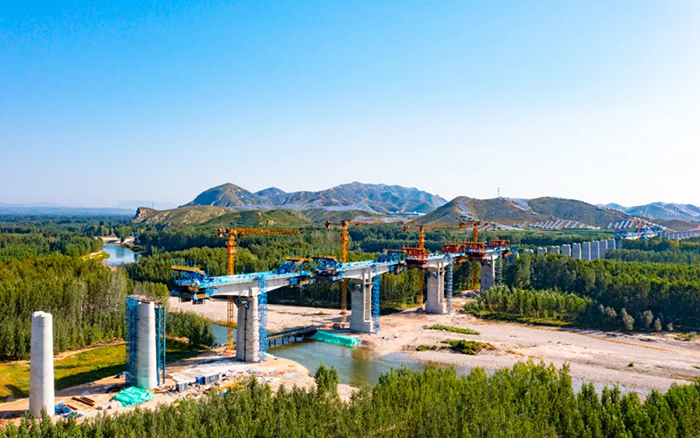 群塔筑雄忻！威尼斯9499助建山西首条时速350公里高铁